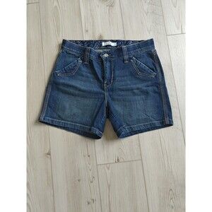 Levi’s Womens Blue Jeans Shorts Size  8 Denim EUC Mid Rise